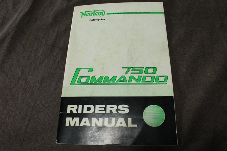 Norton Commando 750 1972 motorcycle riders manual, Ophalen of Verzenden, Overige merken