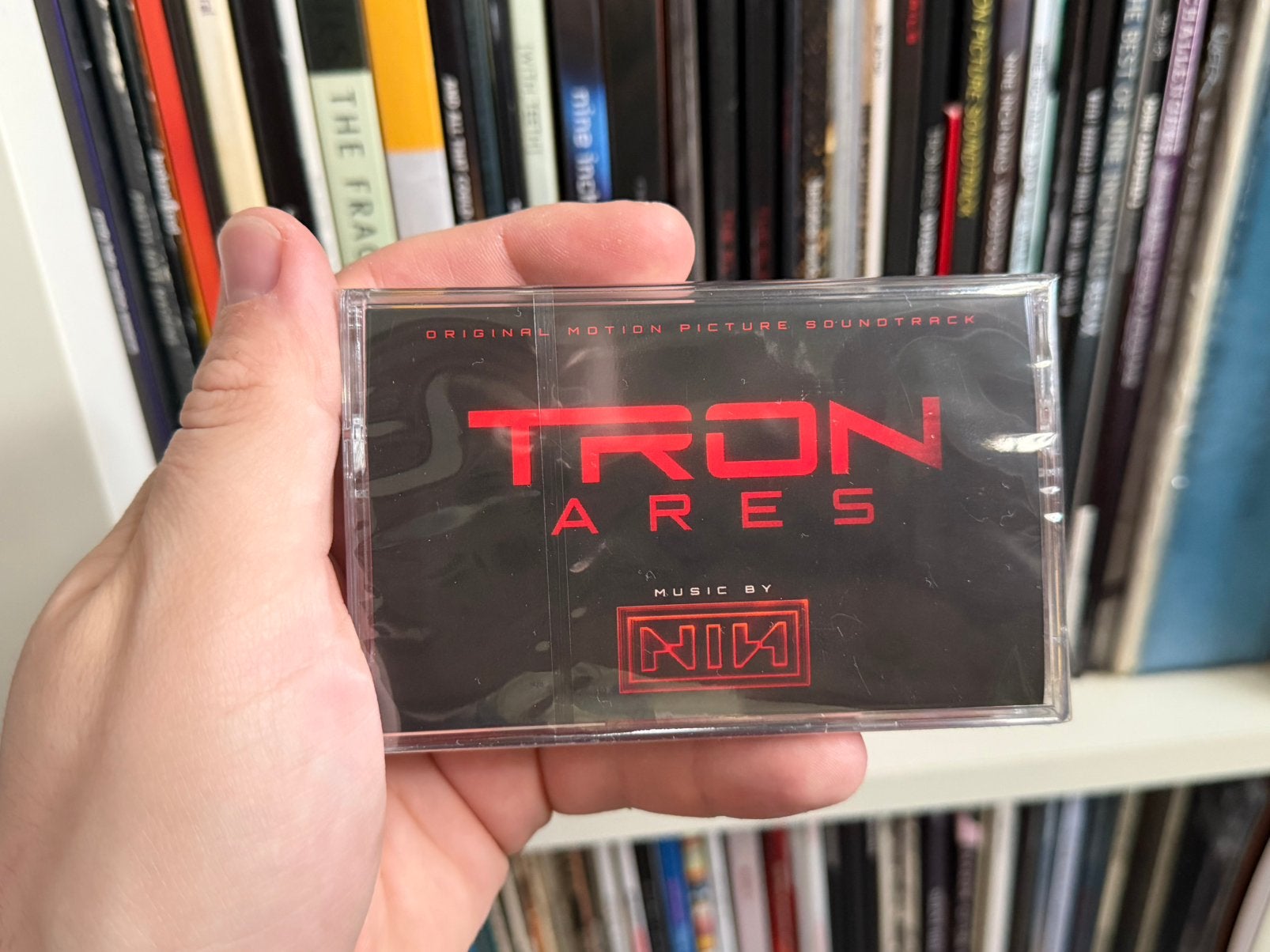 Nine Inch Nails - Tron Ares Cassette, Filmmuziek en Soundtracks, 1 bandje, Ophalen of Verzenden, Zo goed als nieuw