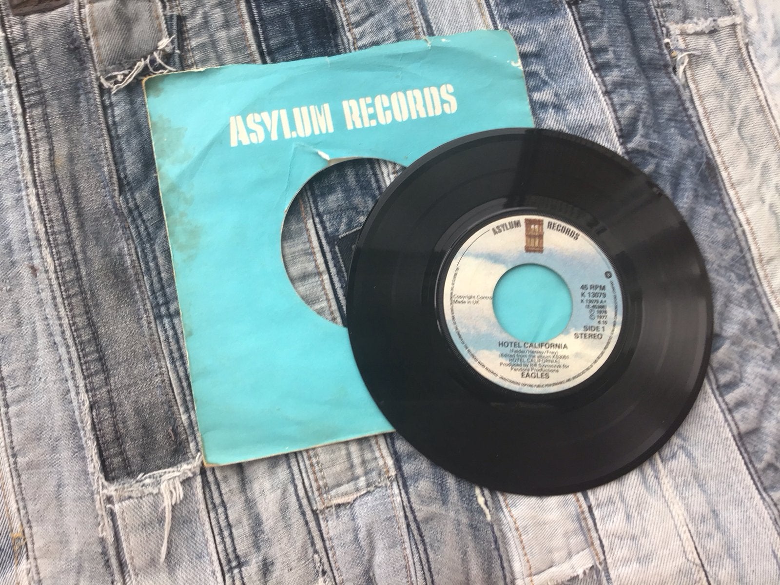 Eagles - Hotel California 7 inch single (1977), Gebruikt, Originele persing, 7 inch, Ophalen of Verzenden