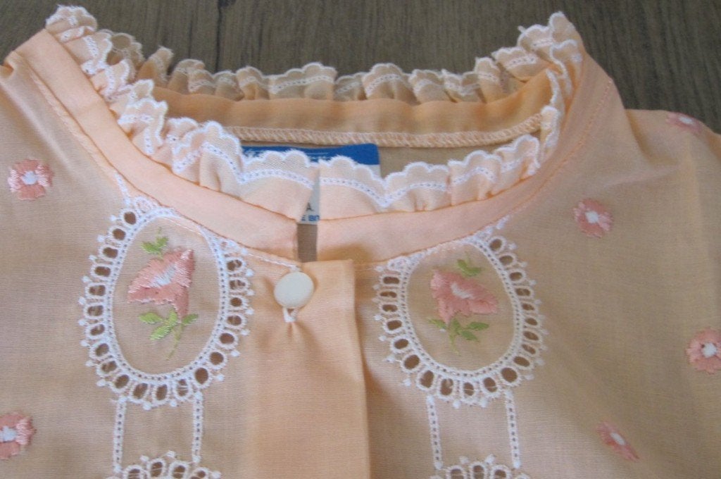 Vintage (nieuwe) Pyama - grote maat 48, fraai geborduurd, Kleding | Dames, Ophalen of Verzenden, Nieuw, Maat 46/48 (XL) of groter