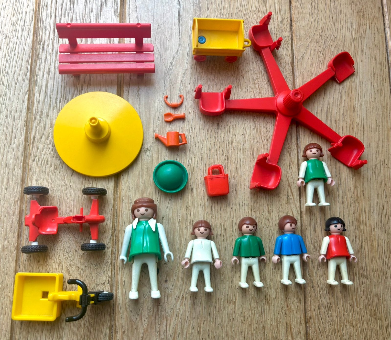 Playmobil onderdelen speeltuin kinderen en moeder, Ophalen of Verzenden