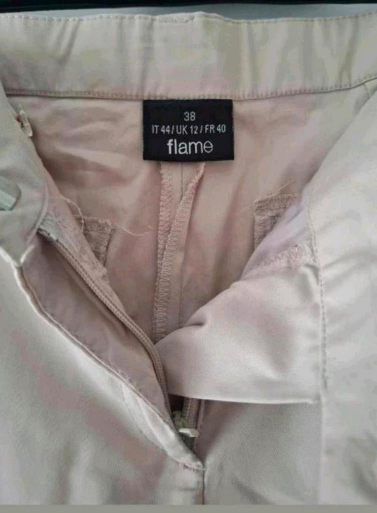Flame beige chino broek – maat 38, Kleding | Dames, Maat 38/40 (M), Flame, Beige, Ophalen of Verzenden