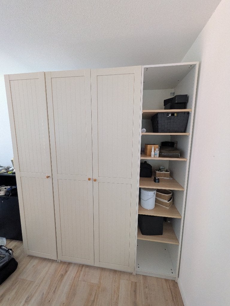 Ikea kast, Huis en Inrichting, Kasten | Kledingkasten, Gebruikt, 200 cm of meer, 150 tot 200 cm, 50 tot 75 cm, Met lade(s), Met deur(en)