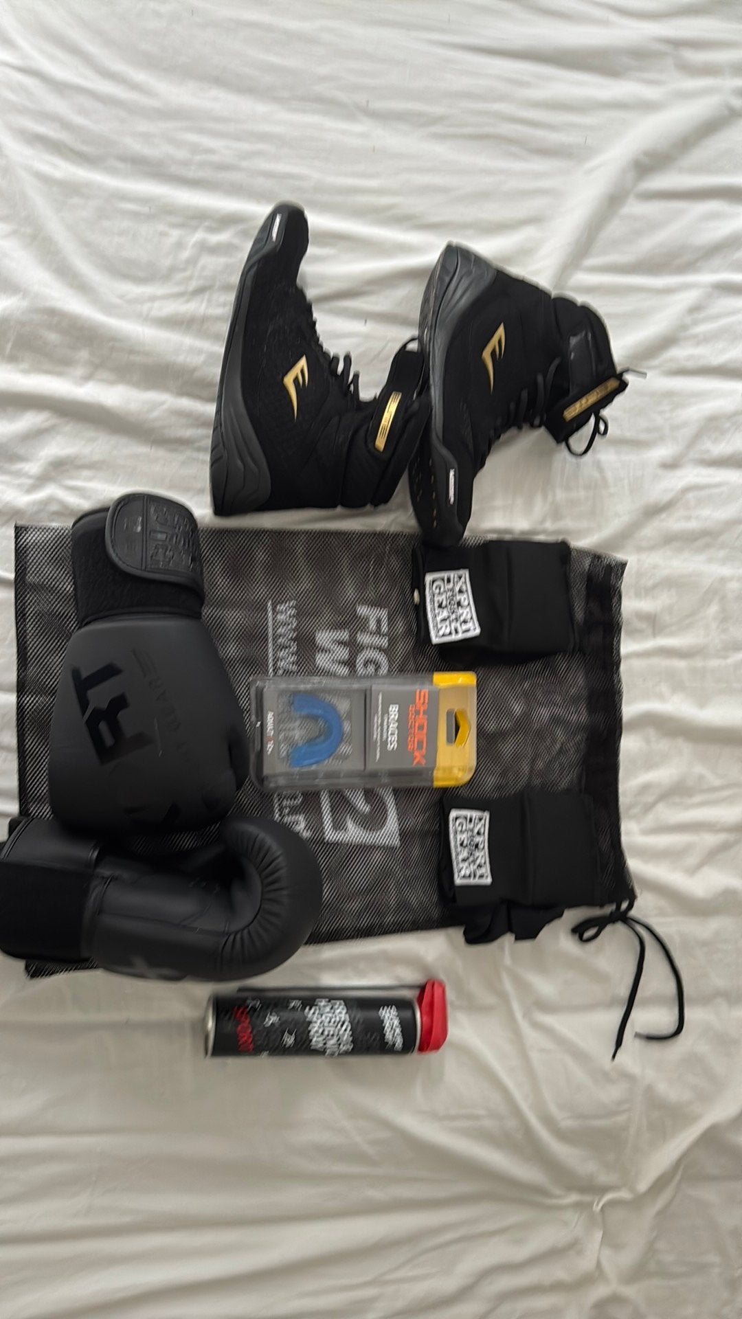 VOLLEDIGE PROFFESIONELE STARTER SET VOOR BOKSEN, Sport en Fitness, Ophalen, Zo goed als nieuw, Bokshandschoenen
