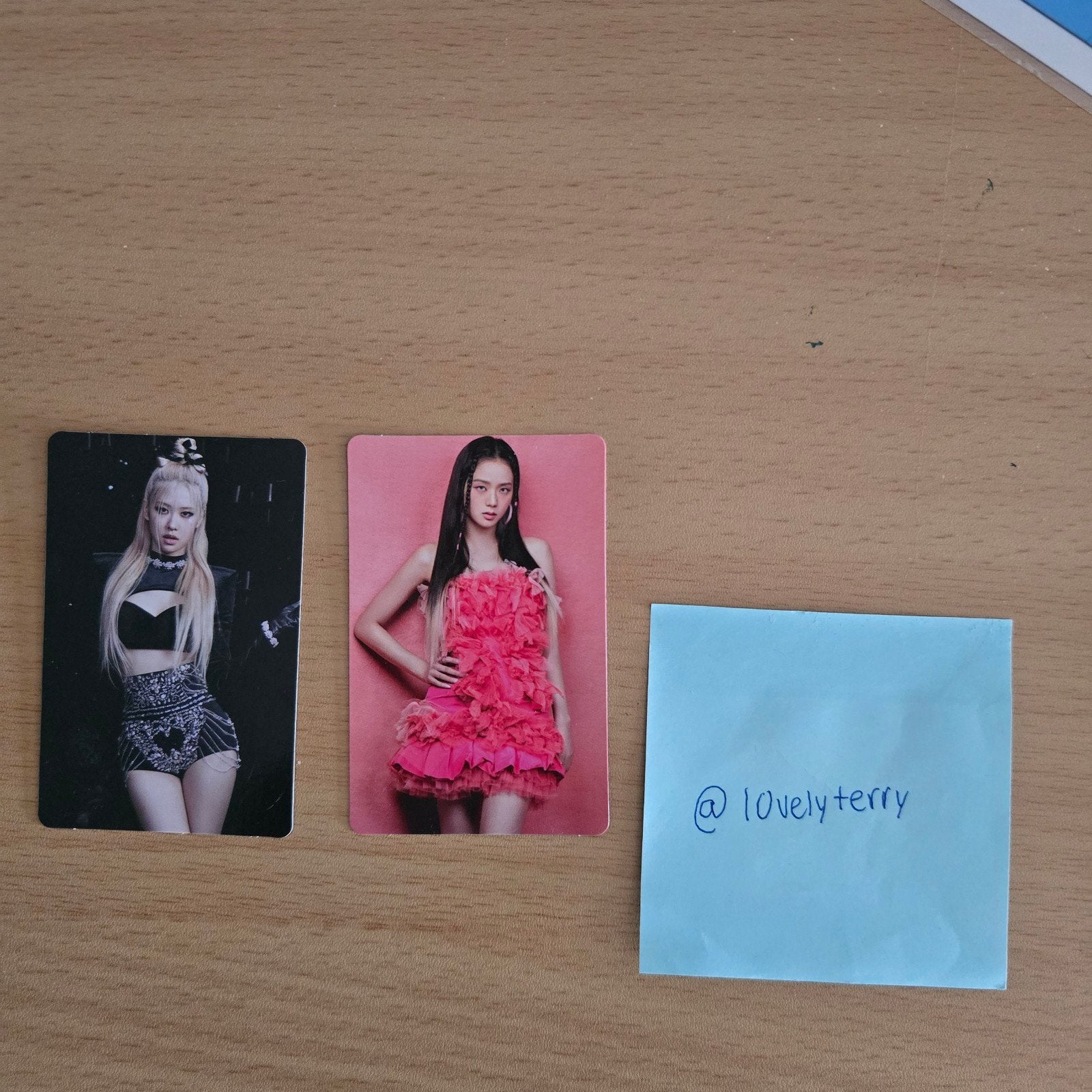 Blackpink photocard, Ophalen of Verzenden, Zo goed als nieuw, Meerdere kaarten