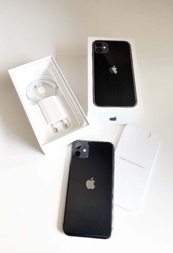 iPhone 11 64GB Zwart - Defect, Telecommunicatie, Zwart, 76 %, 64 GB, Zonder simlock