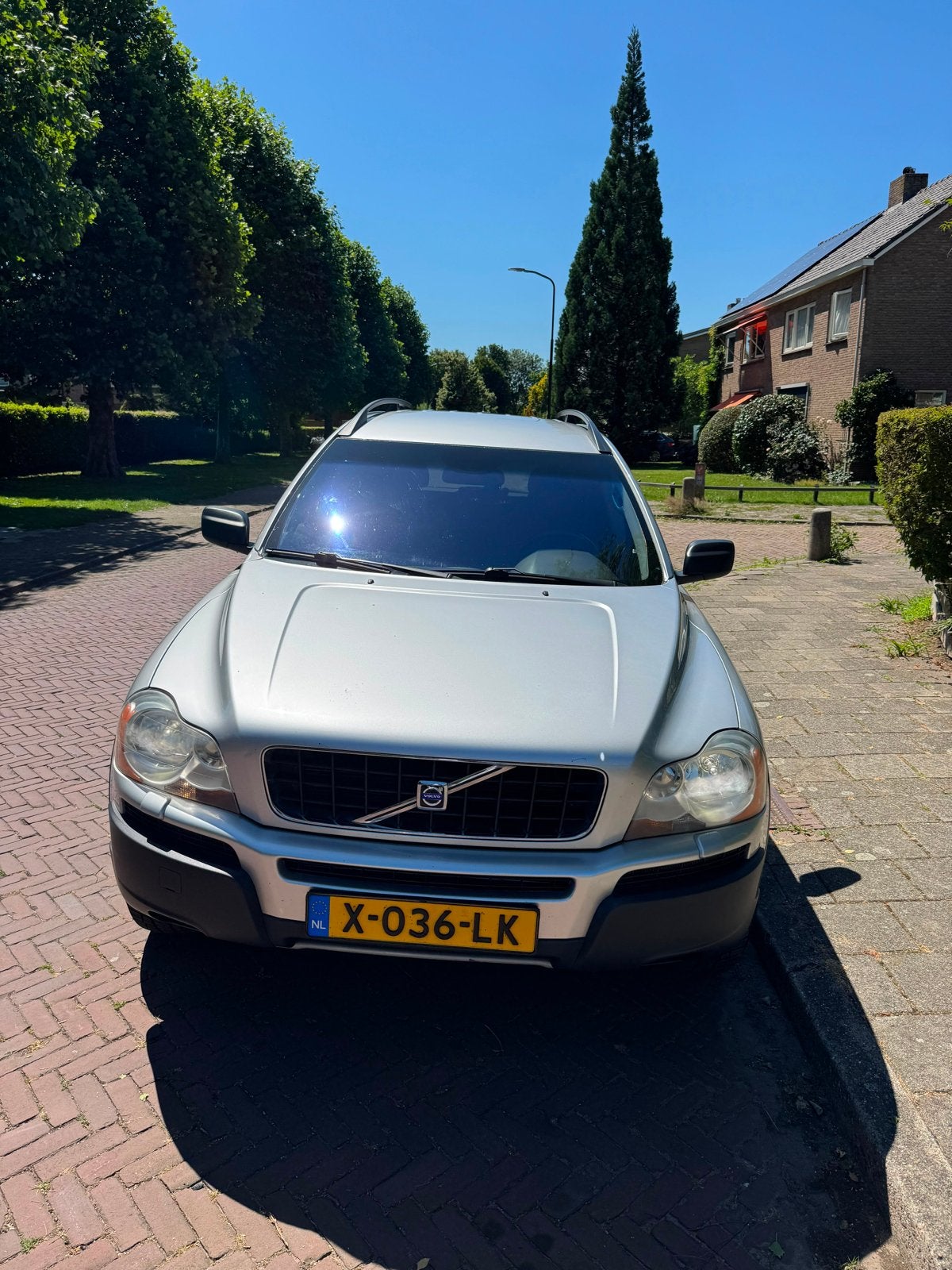 Volvo XC90 2.5 T Geartronic 2003 Grijs 7-Zits Carplay, 7 stoelen, 2521 cc, Leder, Vierwielaandrijving