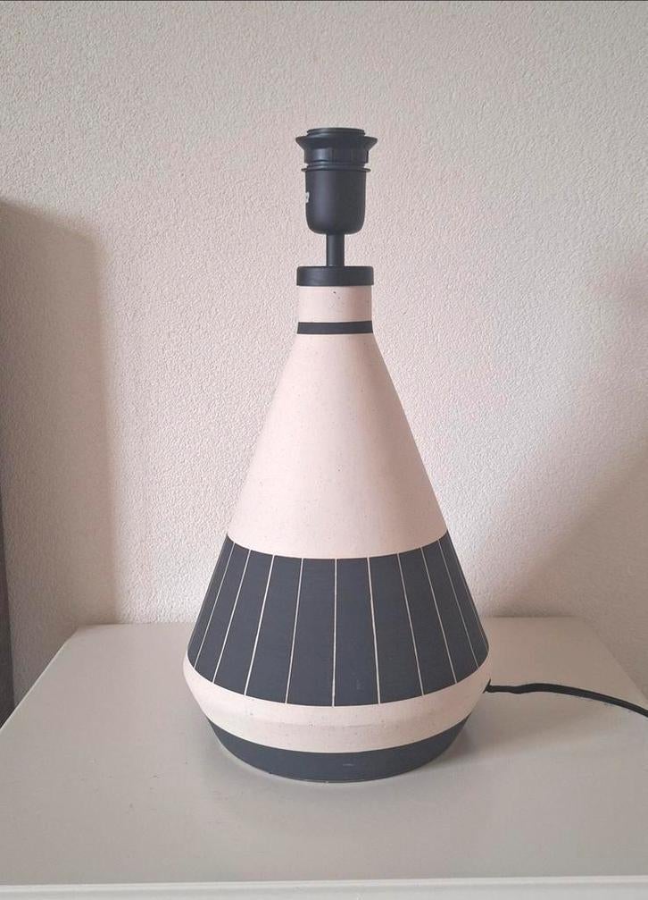 H&m home beige japandi XL lamp  keramiek, Huis en Inrichting, Lampen | Tafellampen, Ophalen