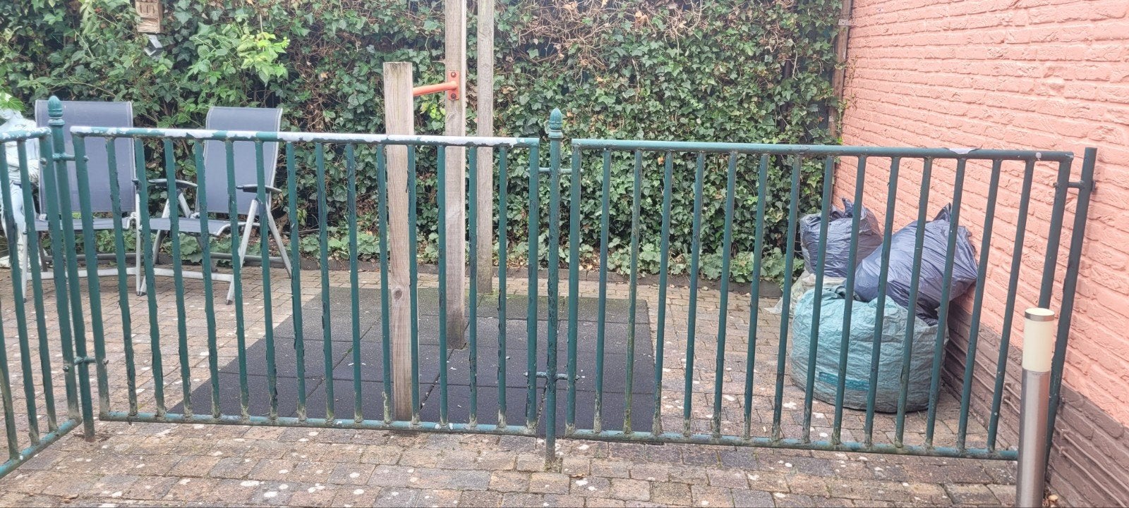 Gebruikt groen gegalvaniseerd spijlenhekwerk met poort, Ophalen, Met poort, Gebruikt, Spijlenhekwerk