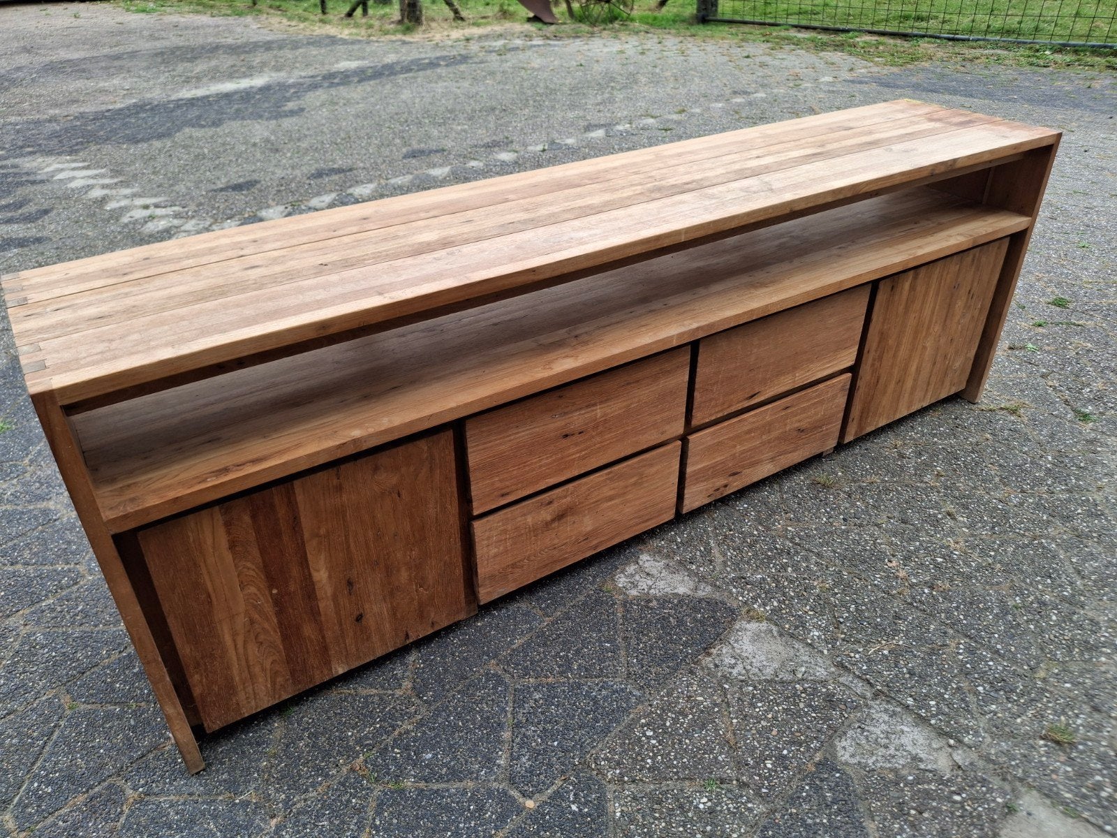 Massief houten dressoir met lades en deuren, Ophalen, Modern landelijk, Zo goed als nieuw, 200 cm of meer