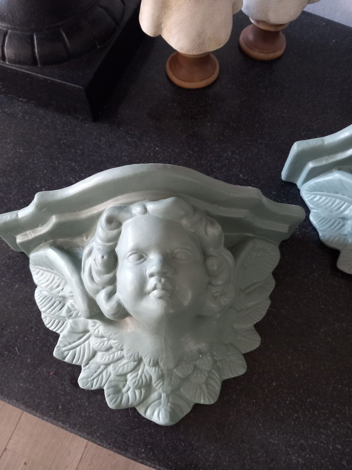 2 stuks wandconsole engelen mos groen, Ophalen of Verzenden