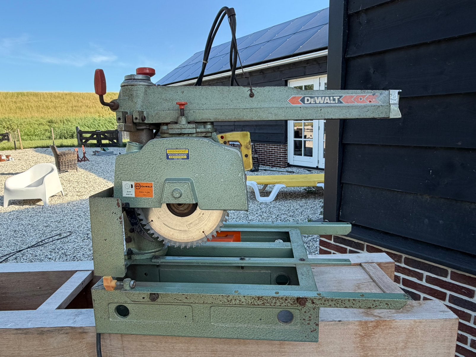 DeWALT DW 110 PowerShop Radiaalzaag, Ophalen, 70 mm of meer, Zo goed als nieuw, Afkortzaag
