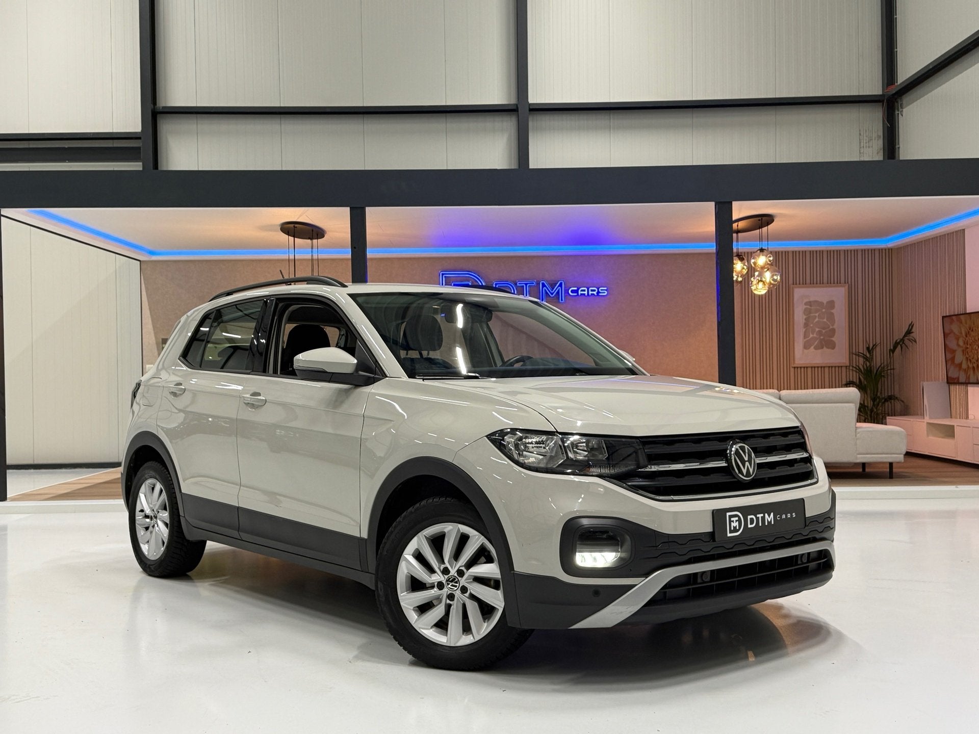 Volkswagen T-Cross 1.0 TSI Life Aut. | Virtual Cockpit | ACC, Gebruikt, Origineel Nederlands, Bedrijf, 3 cilinders