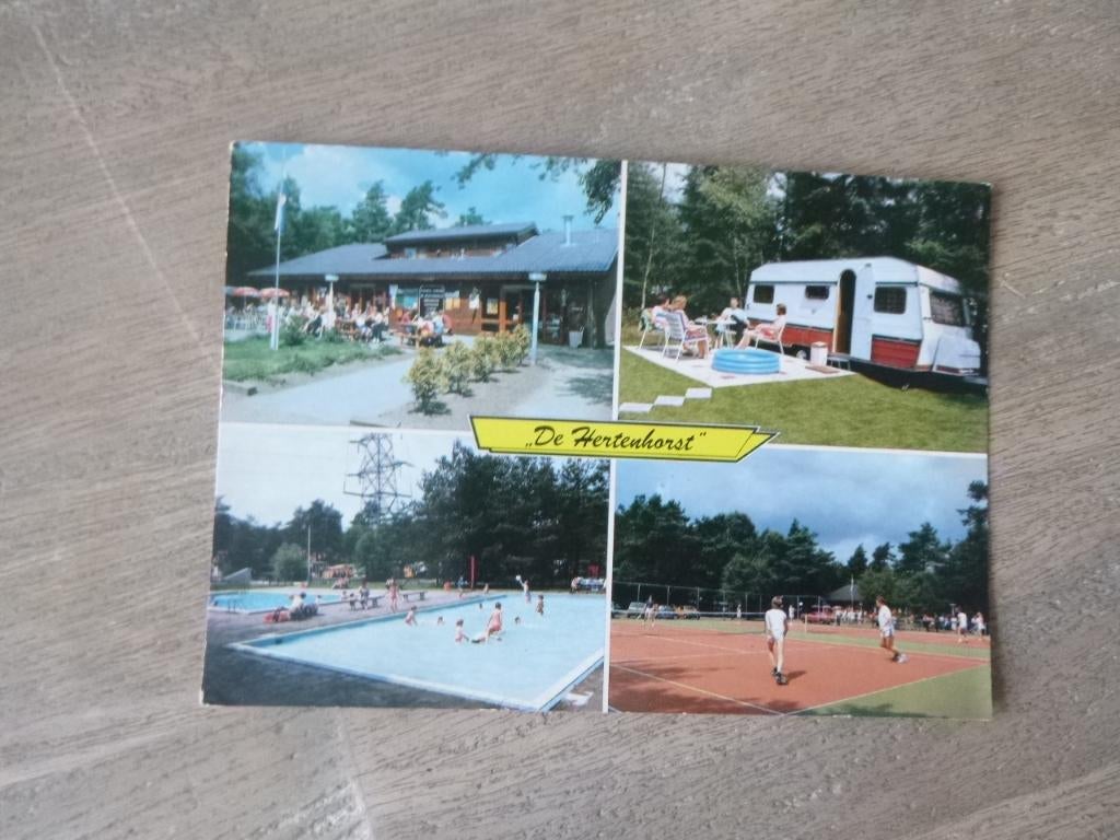 Beekbergen, vak. centrum de Hertenhorst/zwembad/tennisbaan, Verzenden, 1980 tot heden, Gelopen, Gelderland