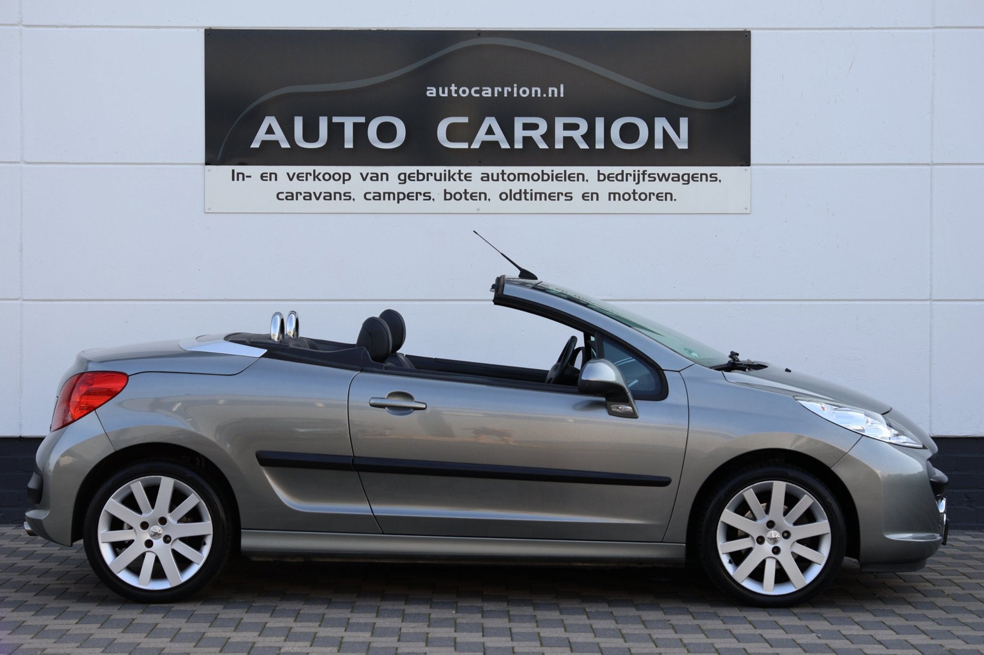 Peugeot 207 CC 1.6-16V T Sport 150PK Dealer onderhouden NAP, Auto's, Dealer onderhouden, Gebruikt, Zwart, 4 cilinders