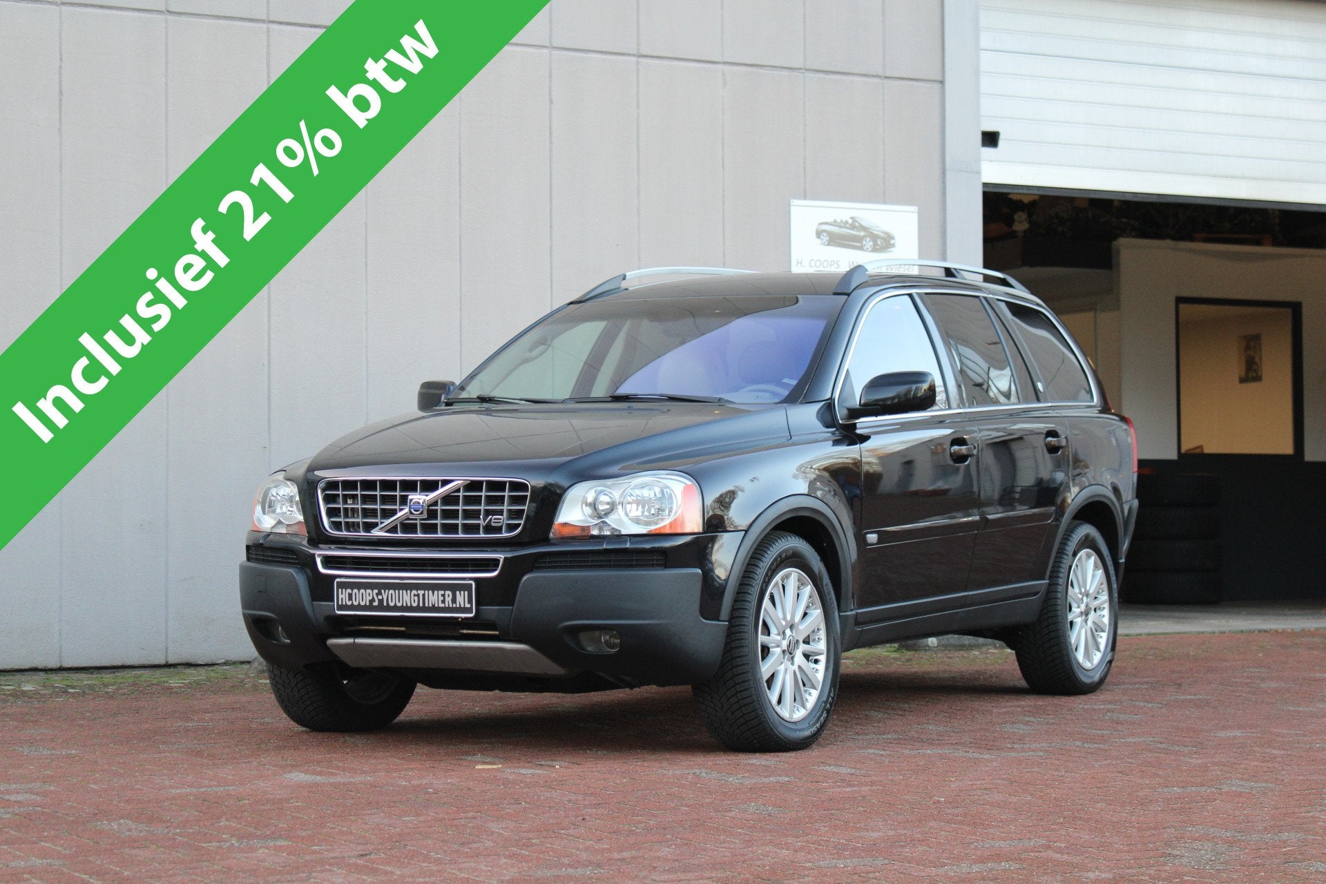 Volvo XC90 4.4 V8 Executive AUTOMAAT YOUNGTIMER incl. 21% BT, Gebruikt, Met garantie (alle), 7 stoelen, Zwart