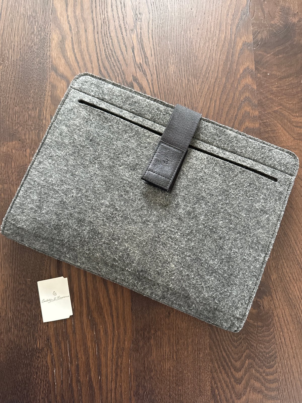 Castelijn & Beerens sleeve voor MacBook 13 inch, Computers en Software, Laptophoezen, Ophalen of Verzenden, 13 inch, Zo goed als nieuw