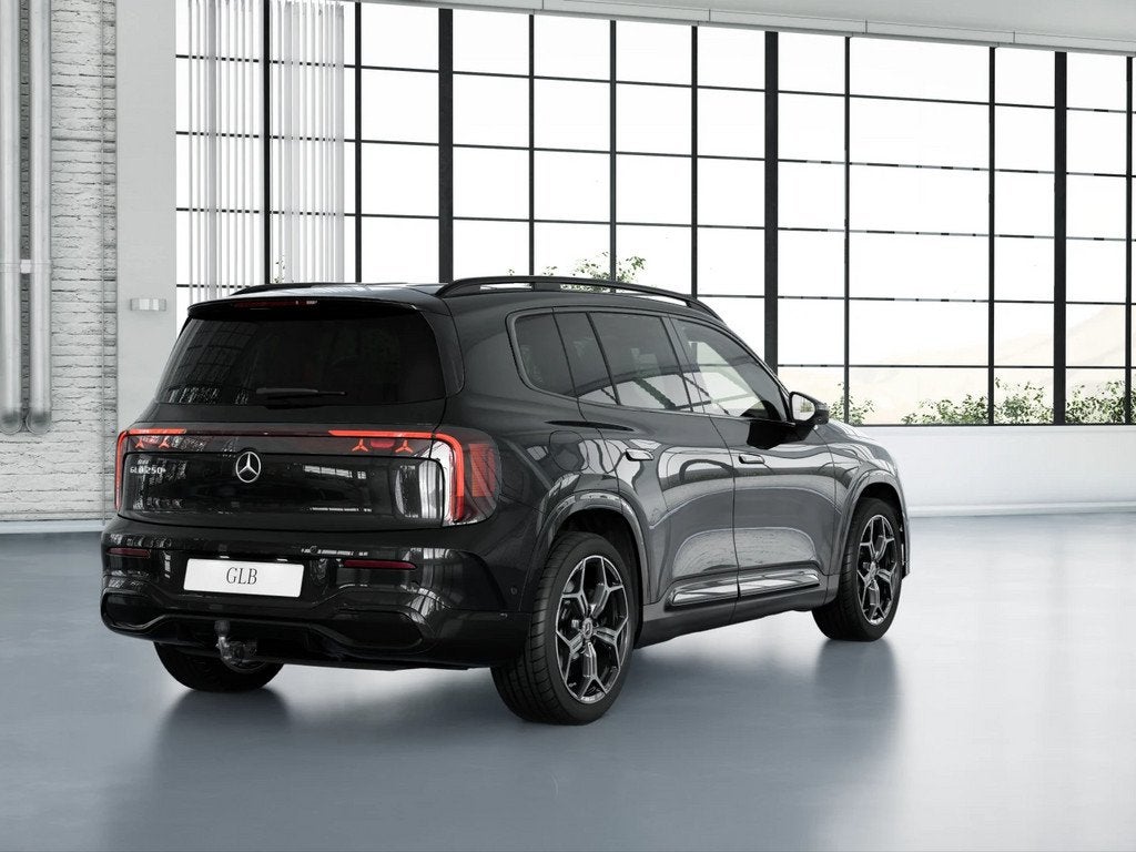 Mercedes-Benz GLB electric 250+ Business Solution AMG 7p. 85, Auto's, Mercedes-Benz, Achterwielaandrijving, Zwart, 607 km, 7 stoelen