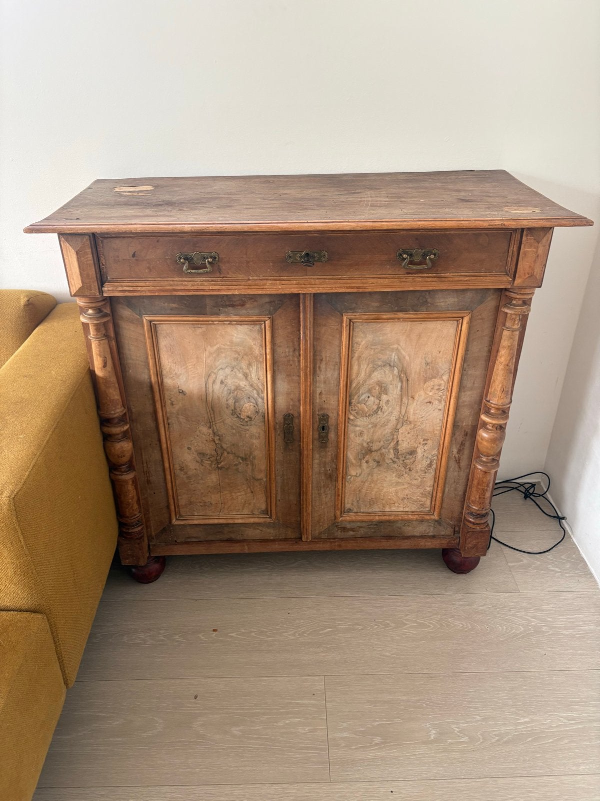Antieke kast met lade en deuren, Ophalen of Verzenden