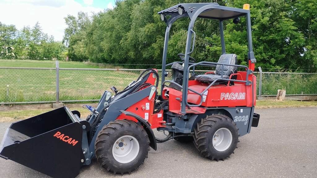 Pacam 2025LF 25 PK 1510 KG AKTIE uit voorraad nieuw AKTIE, Zakelijke goederen, Wiellader of Shovel