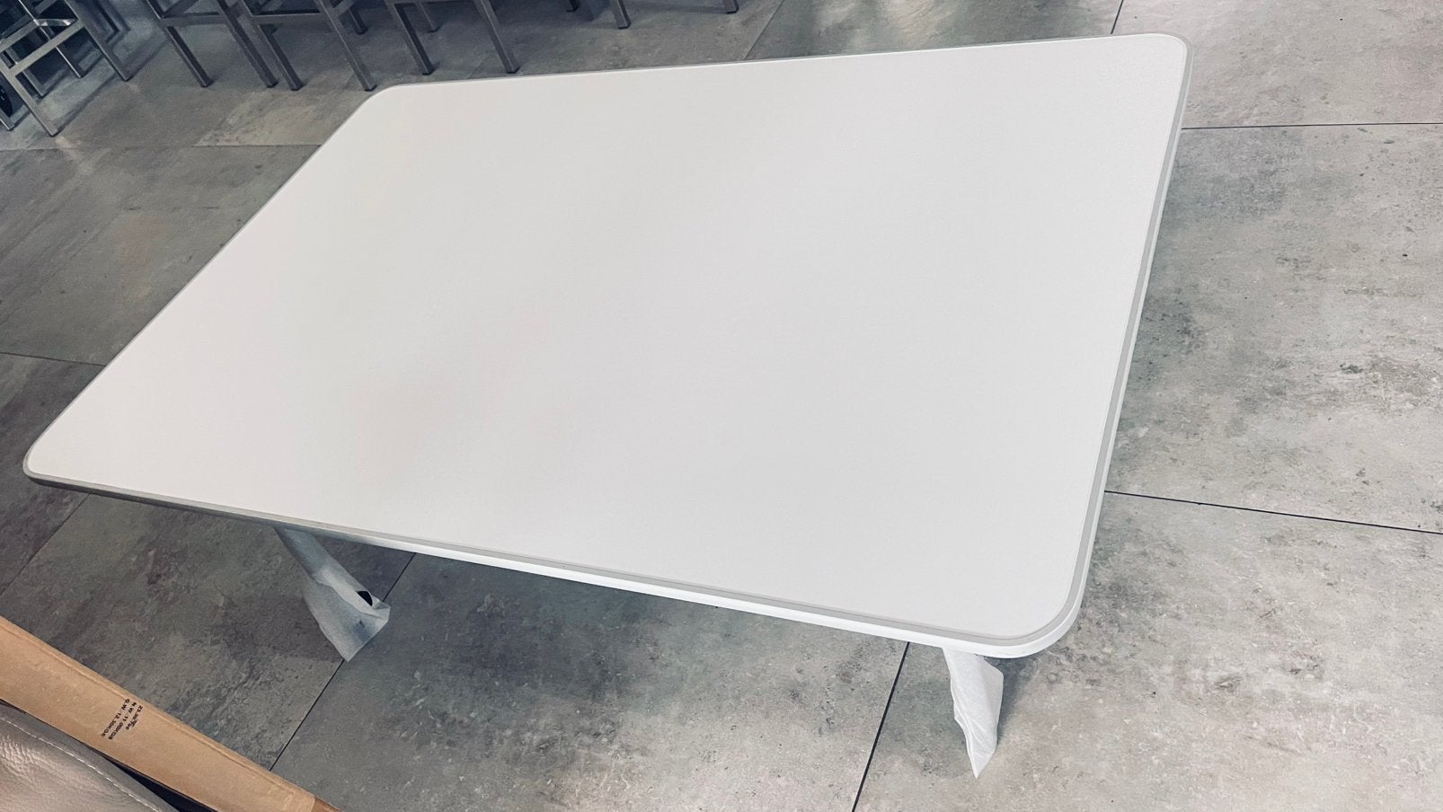 Nieuwe Campingtafel wit met stalen poten 120x60x69 stabiel, Ophalen, Nieuw, Campingtafel