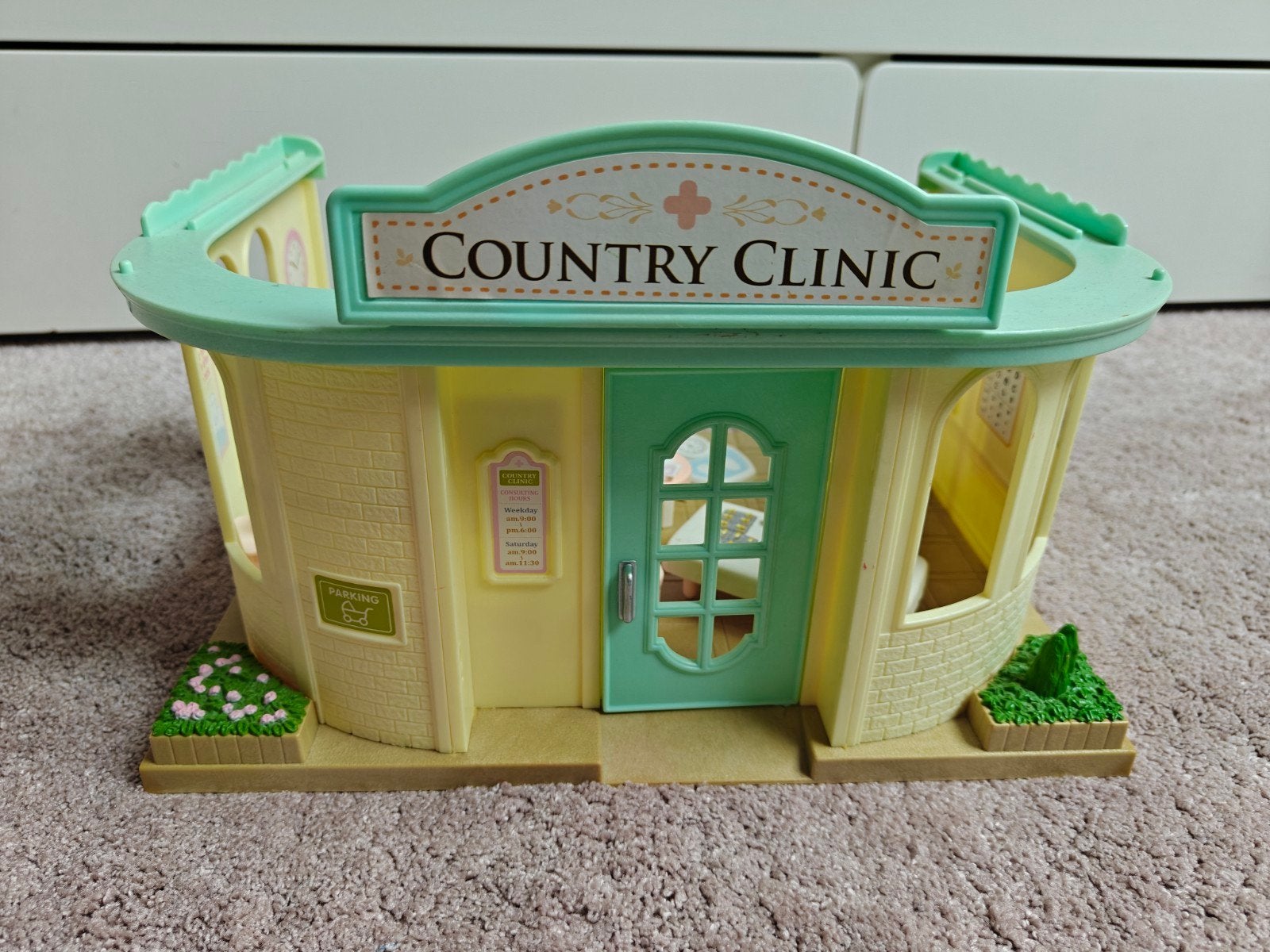 Sylvanian Families Country Clinic / Dokterspost, Ophalen of Verzenden, Zo goed als nieuw, Jongen of Meisje