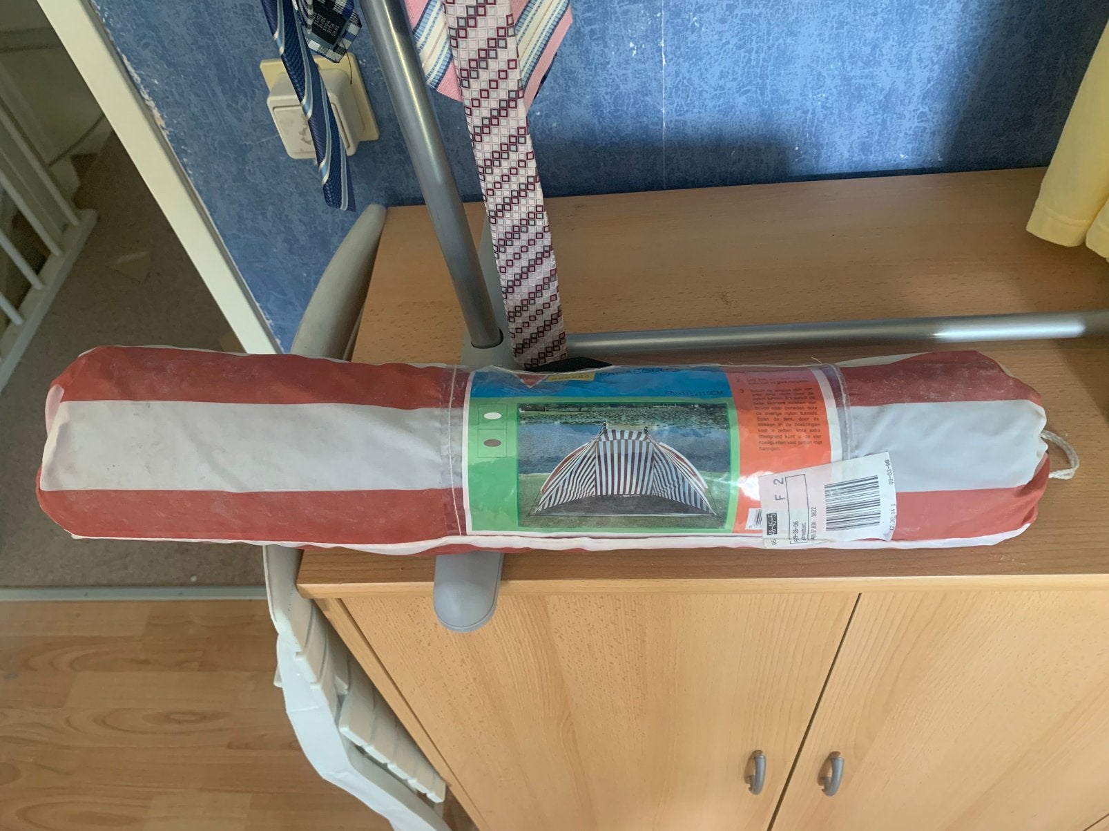 Zonne/windscherm voor aan het strand NIEUW !, Ophalen, Nieuw