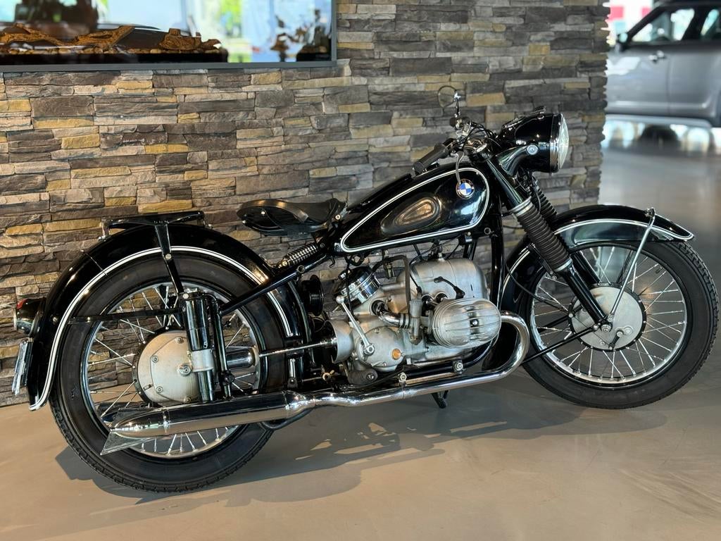 Hele mooie BMW R51/3 - Perfect gerestaureerd, Motoren, 2 cilinders, LED Verlichting, Gebruikt, Toermotor