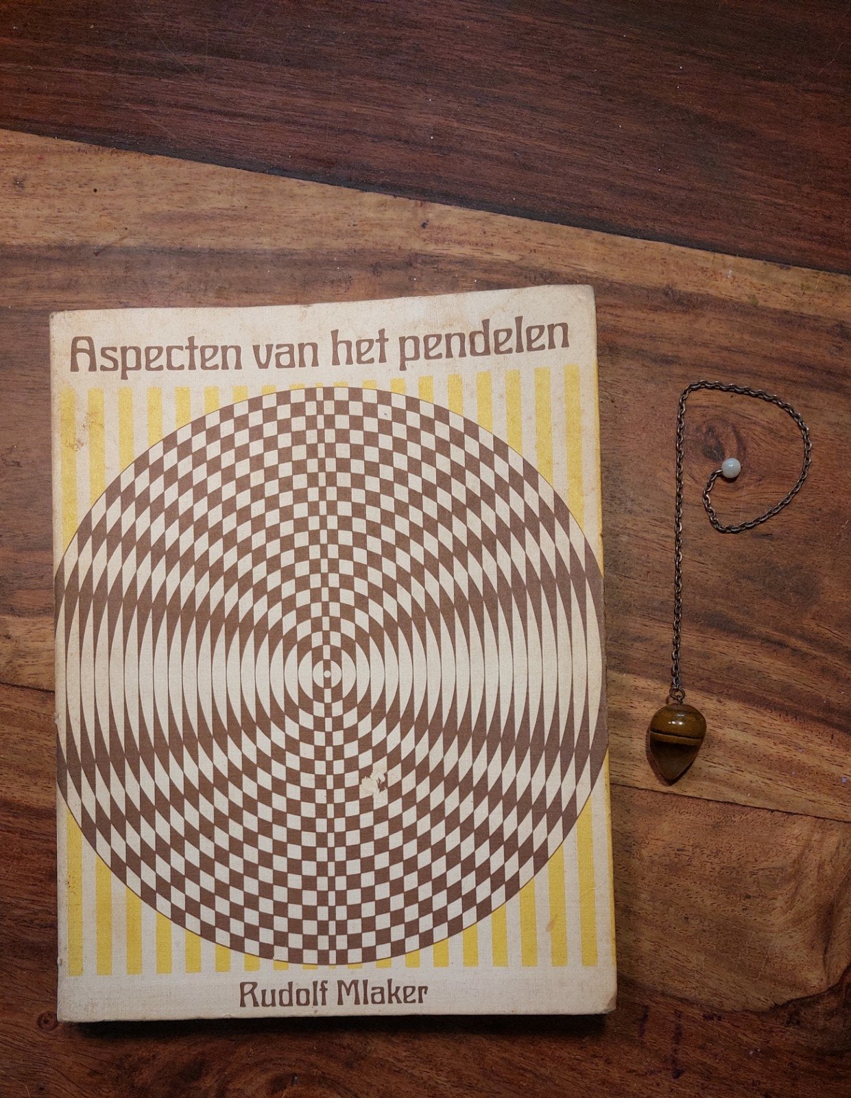 Aspecten van het Pendelen - Rudolf Mlaker (Boek + Pendel), Boeken, Gelezen, Spiritualiteit algemeen, Instructieboek, Rudolf Mlaker