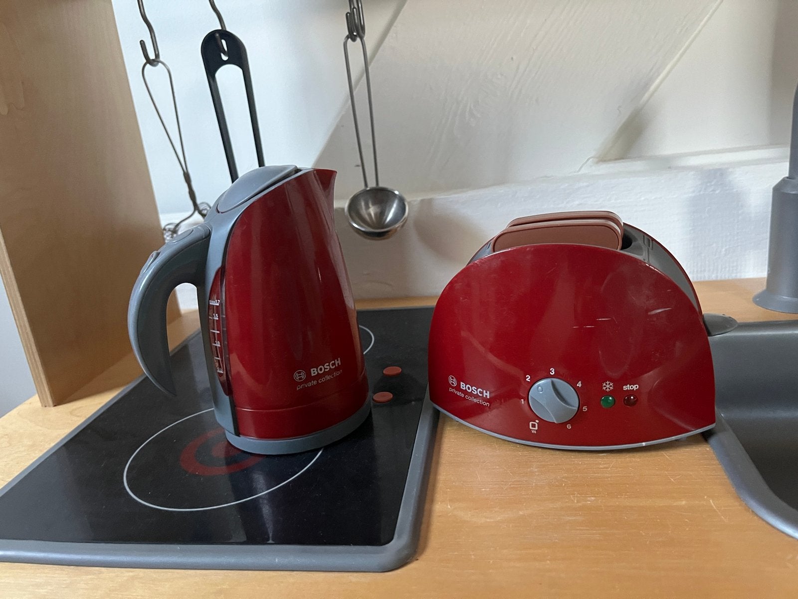 Bosch speelgoed waterkoker en broodrooster set, Ophalen, Gebruikt, Jongen of Meisje