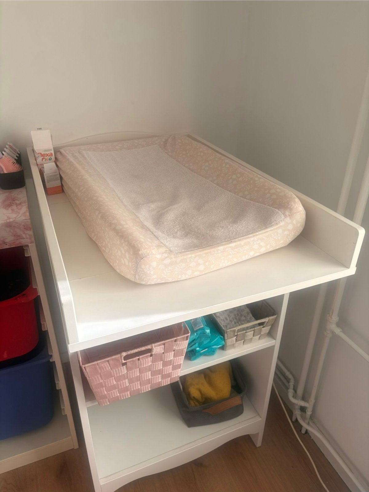 Commode met aankleedtafel, Ophalen, 50 tot 70 cm, 90 tot 105 cm, 100 cm of meer