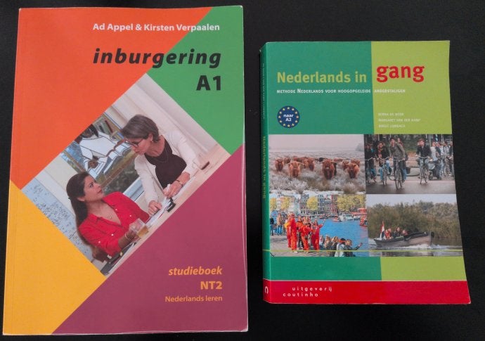 Dutch language & Inburgering books, Ophalen of Verzenden, Zo goed als nieuw, Nederlands