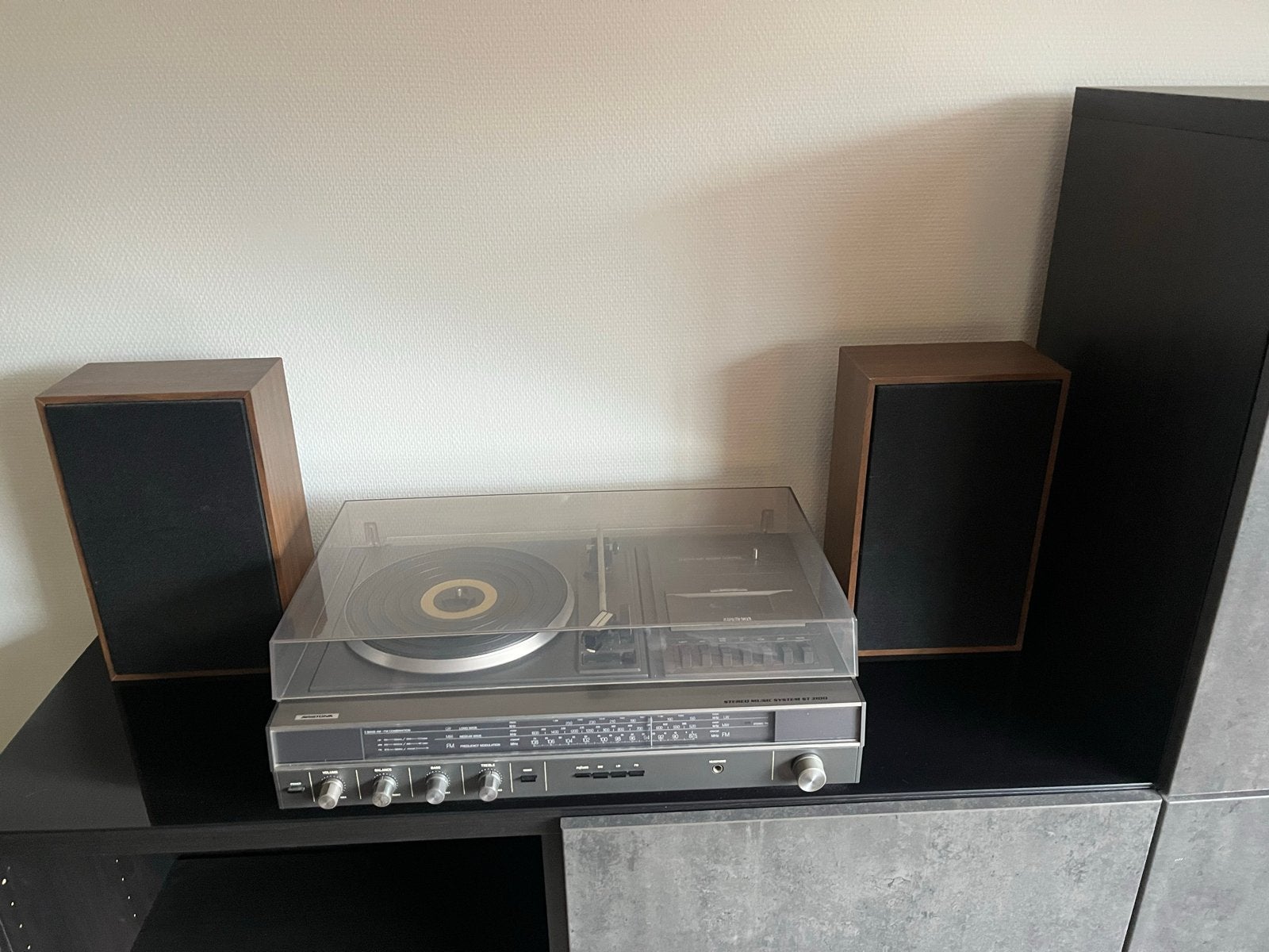 Aristona Stereo Music System ST 3100 + speakers (opknapper), Gebruikt, Cassettedeck, Losse componenten, Ophalen