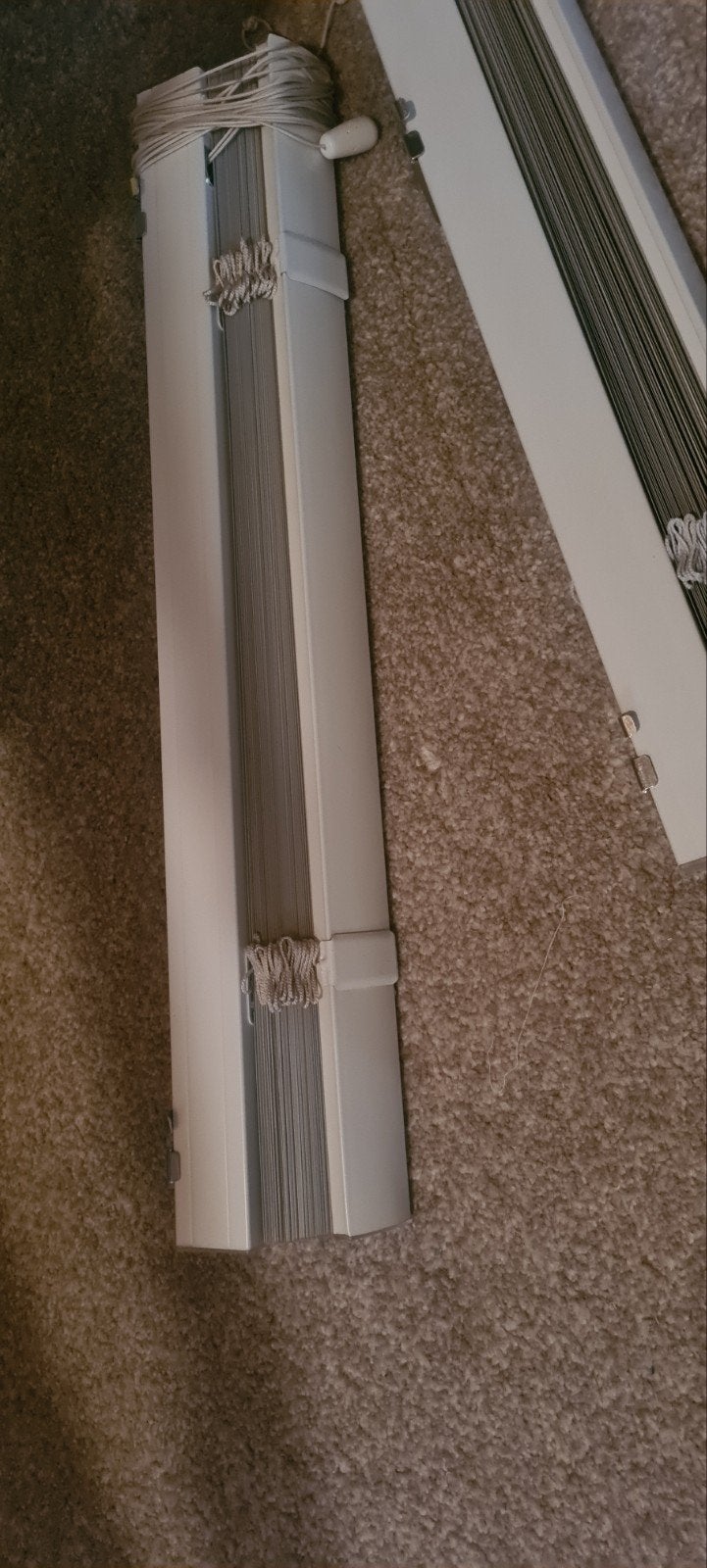 2 jaloezieën (luxaflex) beige, Ophalen, Jaloezie, 193 cm, Beige