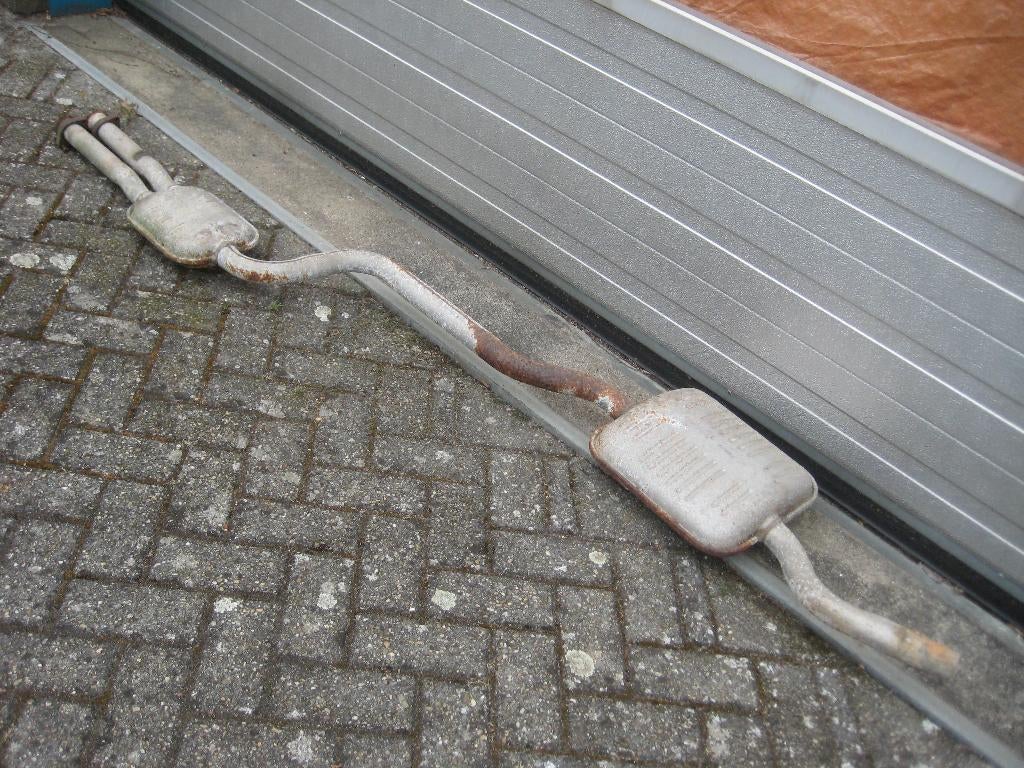 Mercedes 230 E uitlaat ca 1984, Auto-onderdelen, Ophalen, Gebruikt, Mercedes-Benz