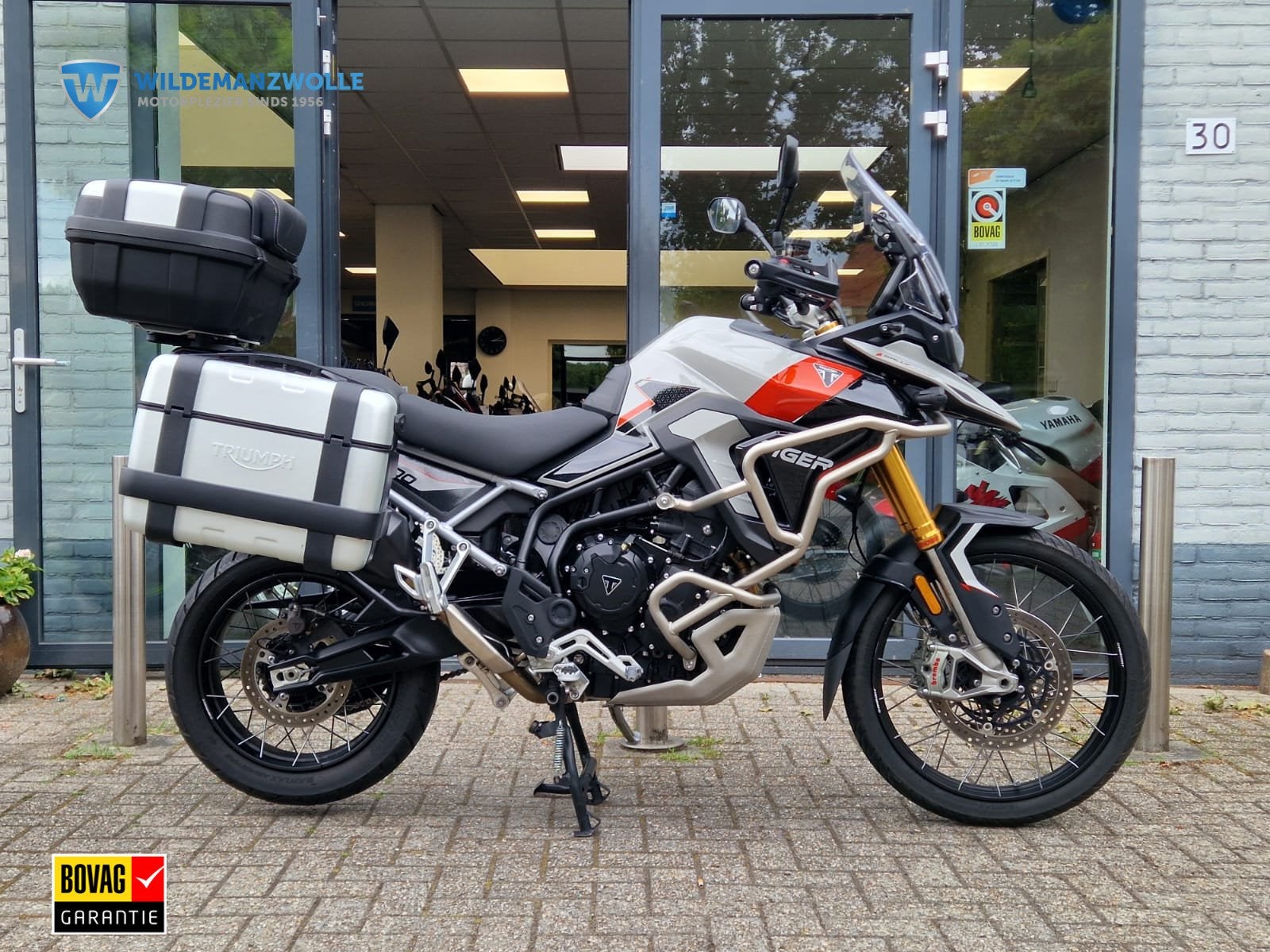 Triumph Tiger 900 Rally Pro, Motoren, Motoren | Triumph, Handvatverwarming, 888 cc, Bedrijf, Meer dan 35 kW