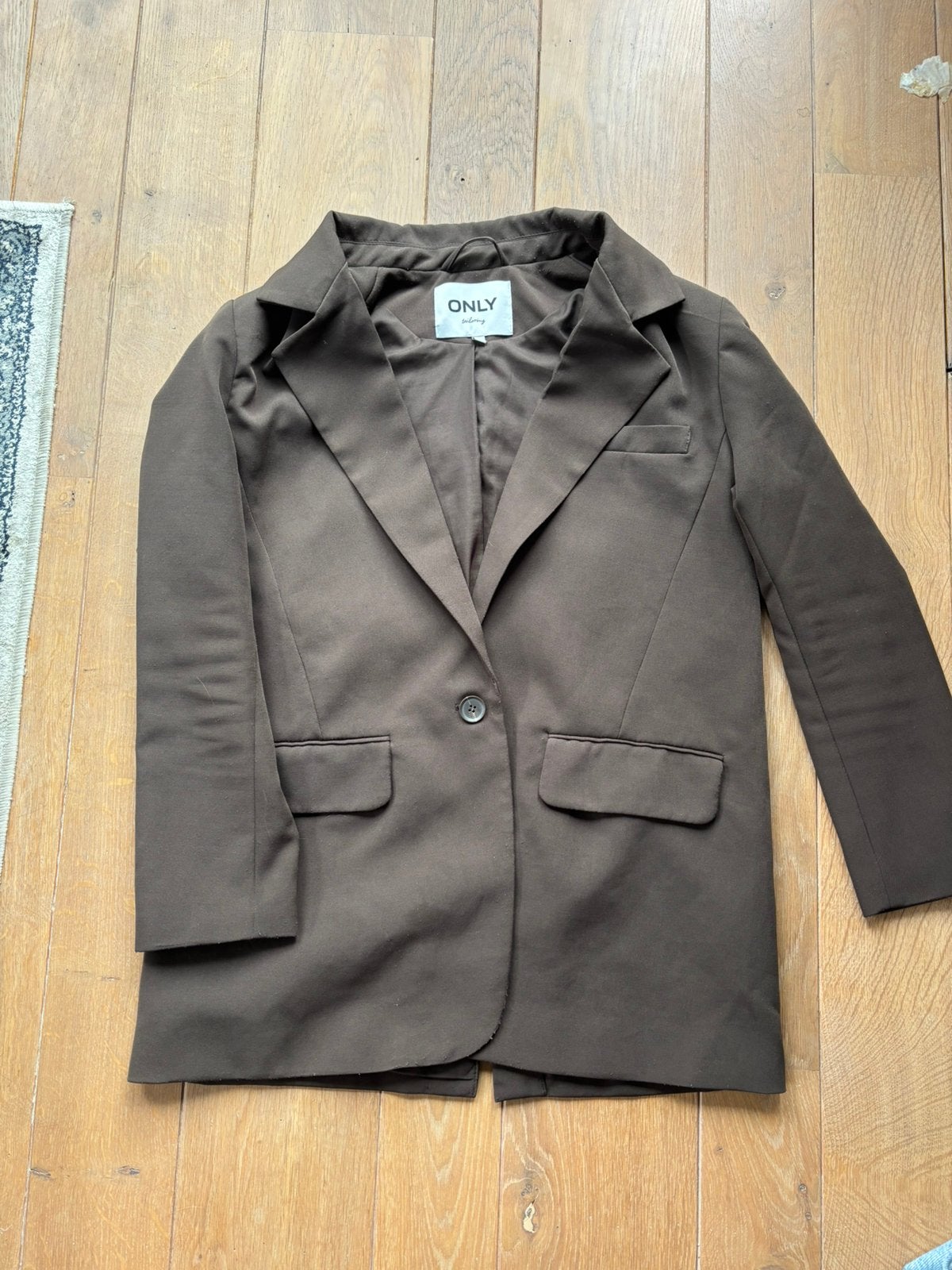 2 jasjes maat S, Kleding | Dames, Jasjes, Kostuums en Pakken, Bruin, Ophalen of Verzenden, Zo goed als nieuw, Jasje