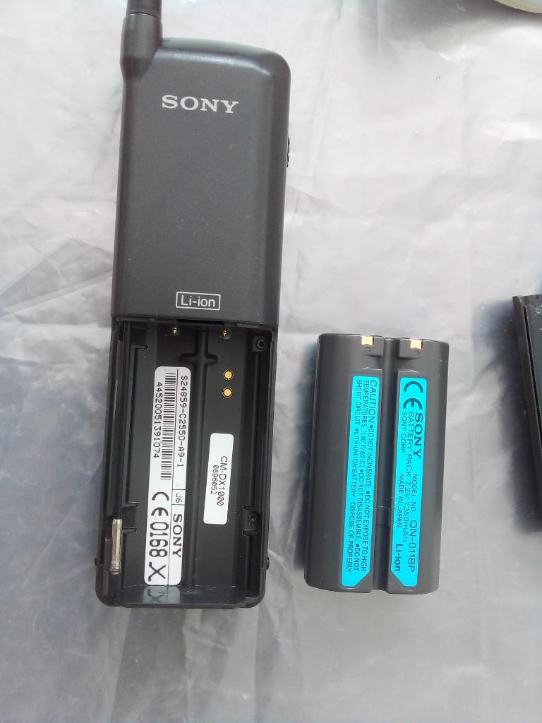 Sony Cm-DX1000, Telecommunicatie, Mobiele telefoons | Sony, Ophalen of Verzenden, Zo goed als nieuw, Zwart, Overige systemen
