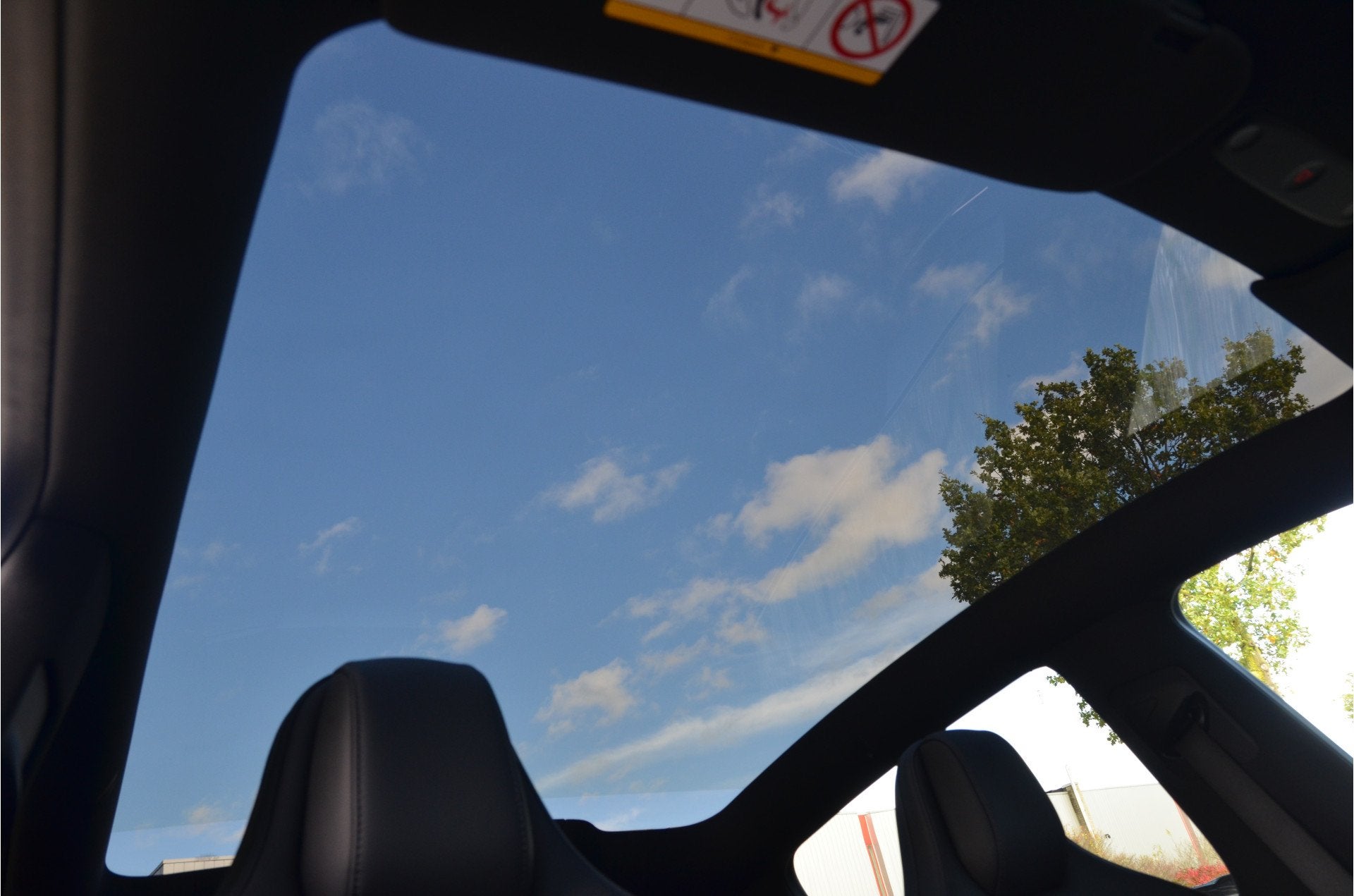 Tesla Model Y Performance AWD 83 kWh Trekhaak (1.600kg) Auto, Gebruikt, Zwart, 2008 kg, Leder