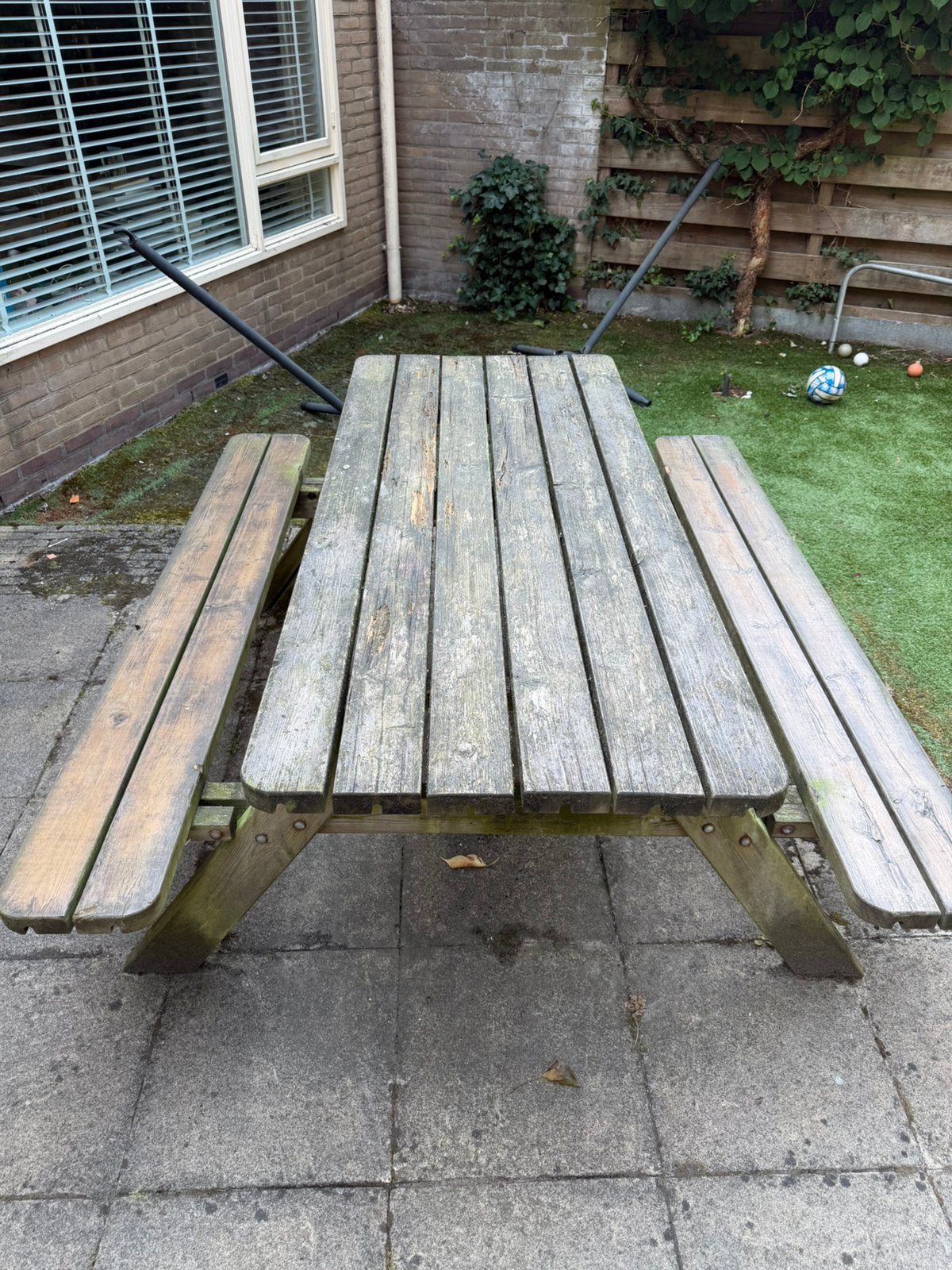 GRATIS: Picknicktafel, Ophalen, Gebruikt, Rechthoekig, Hout
