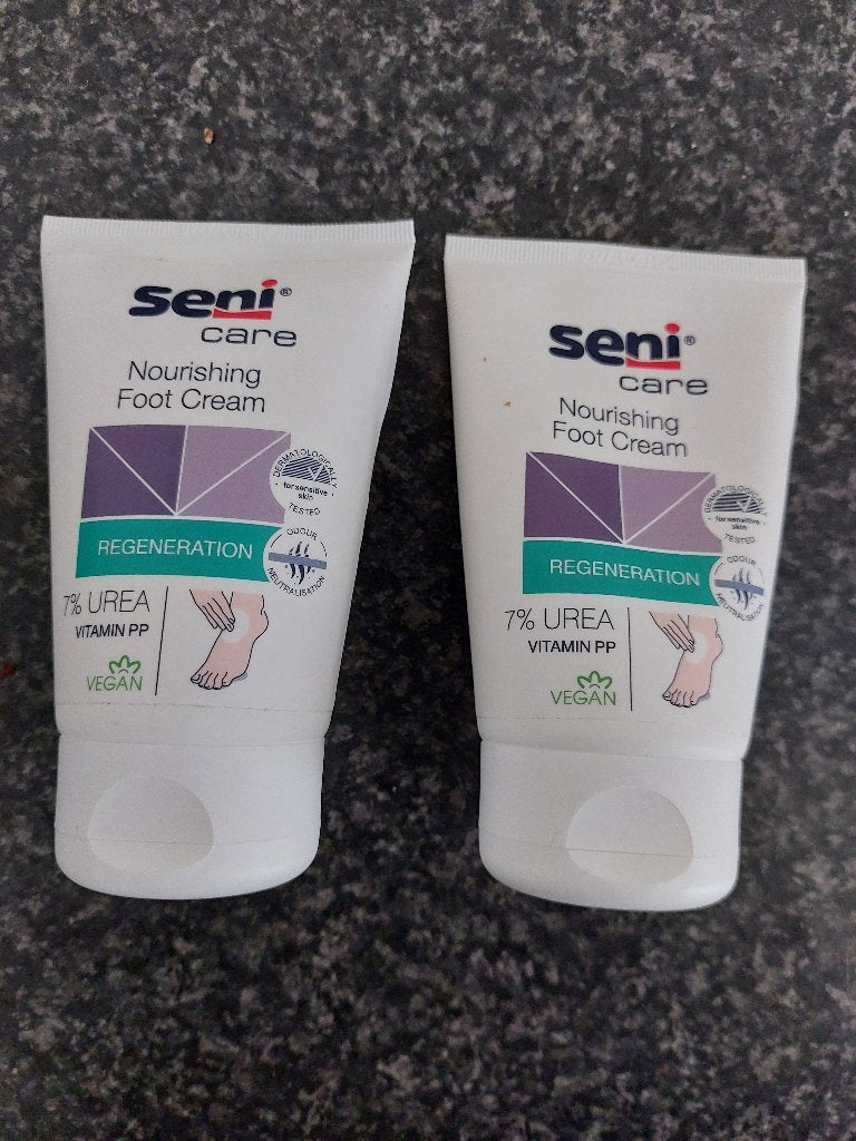 2 tubes SeniCare Foot Cream à 100 ml, Ophalen of Verzenden, Nieuw