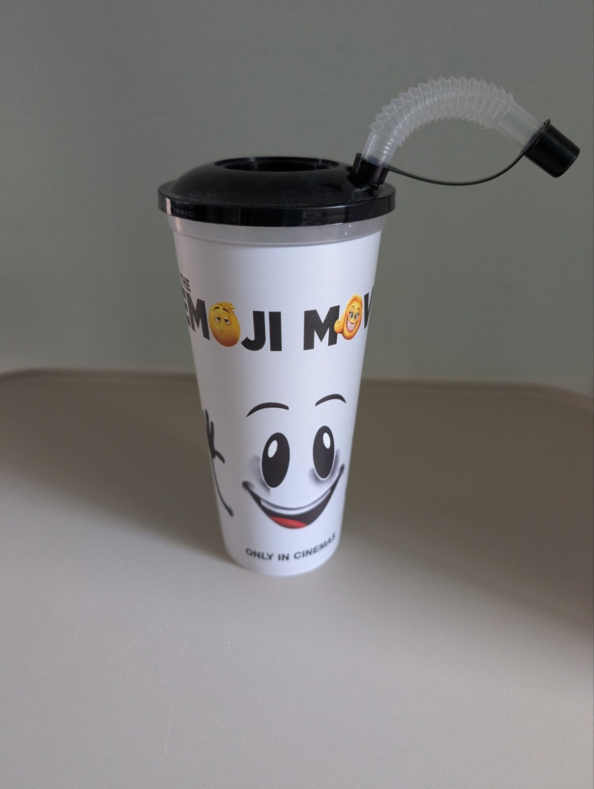 Emoji Movie beker met rietje - Bioscoop souvenir, Verzenden, Zo goed als nieuw, Wit, Kunststof