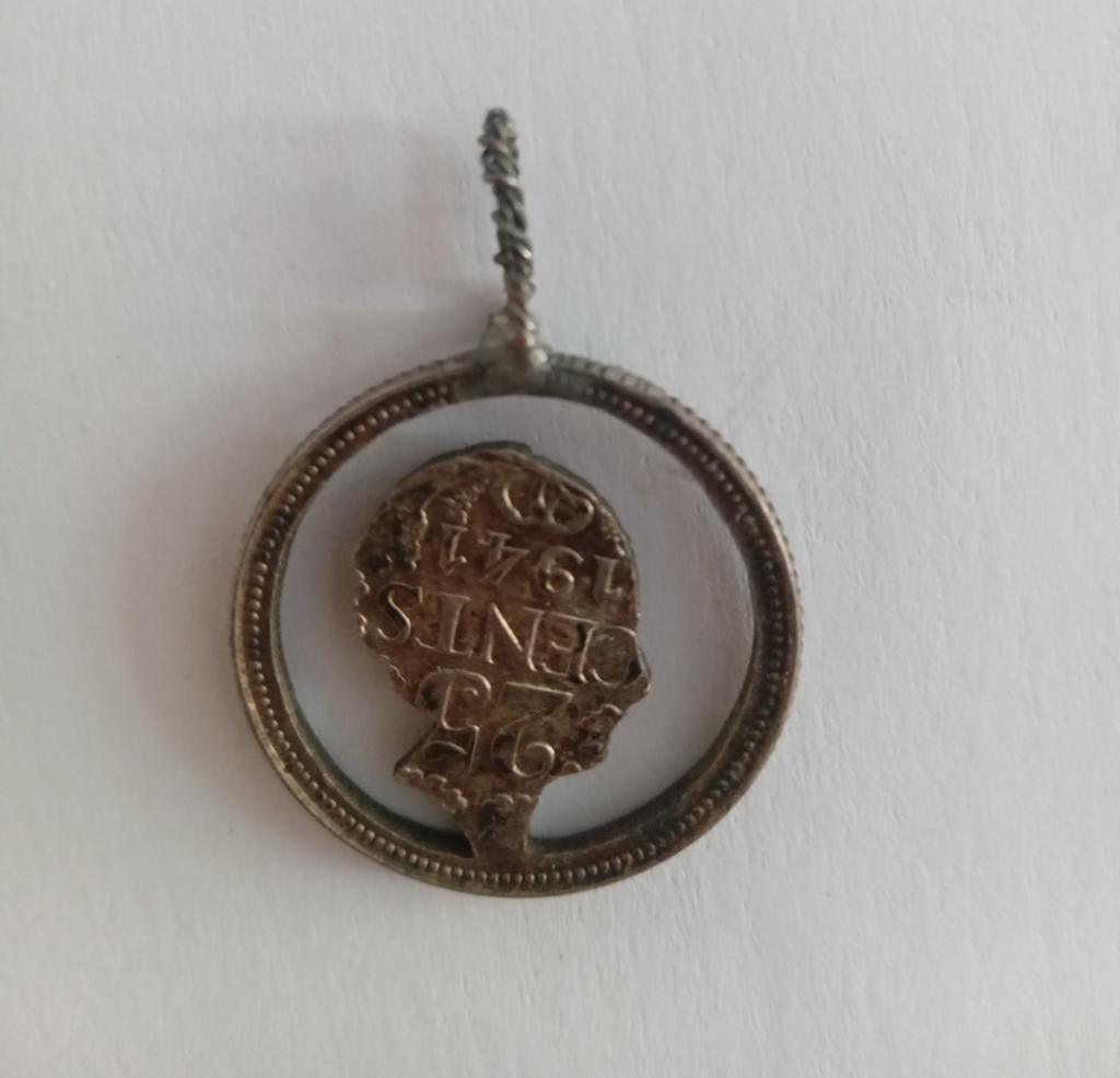 Wilhelmina Hanger - WO II, Ophalen of Verzenden, Gebruikt