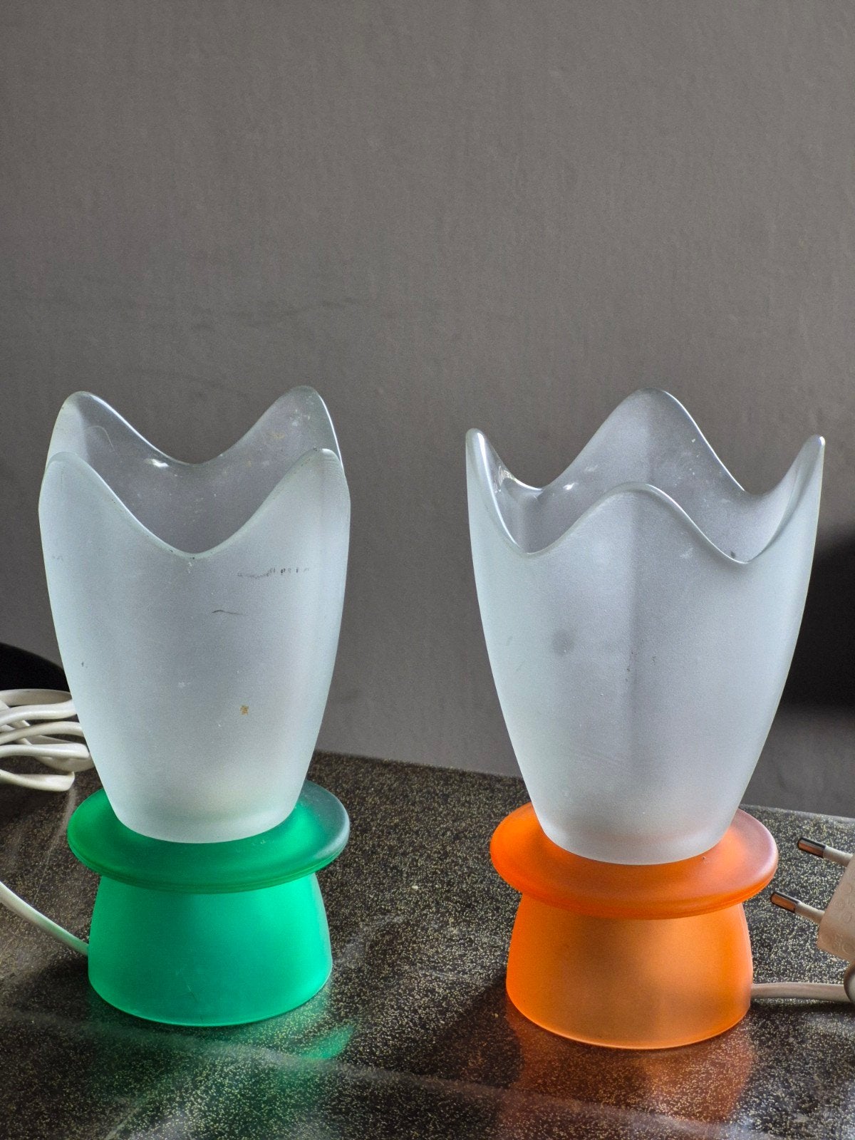 2 superleuke vintage tulplampjes oranje en groen benningen, Vintage, Met schakelaar, Ophalen of Verzenden, 16 cm