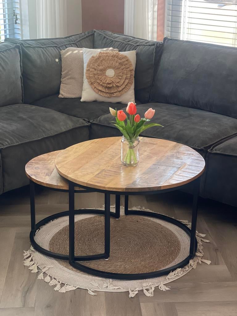 Set van 2 Mango Houten Salontafels, Rond, Zo goed als nieuw, Minder dan 50 cm, Overige houtsoorten