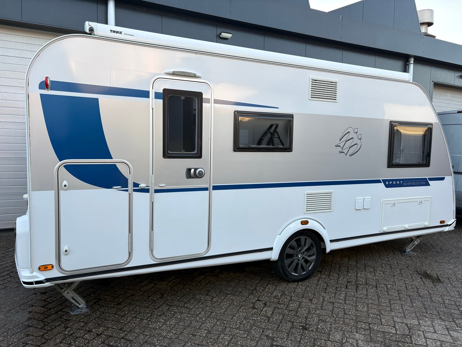 Knaus Sport Silver Selection 500QDK - Ruime gezinscaravan, Stapelbed, Treinzit, Particulier, 5 tot 6 meter