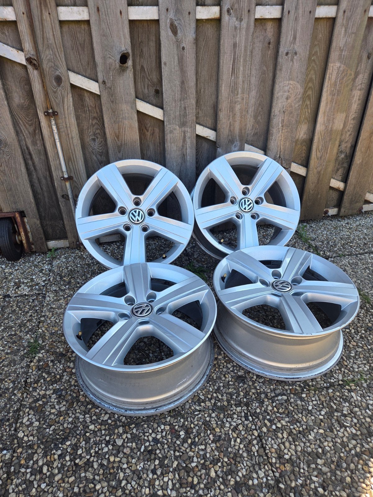 16 inch volkswagen velgen 5x112 weinig schade en 100% recht!, Auto-onderdelen, Banden en Velgen, Gebruikt, Velg(en), 16 inch, Personenwagen
