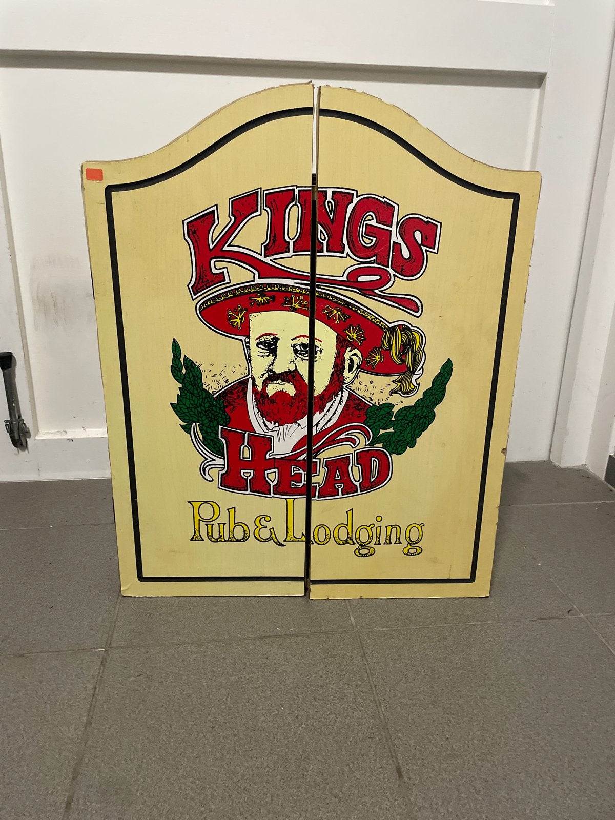Vintage Kings Head Dartbordkast - Pub & Lodging, Sport en Fitness, Ophalen, Gebruikt, Overige typen