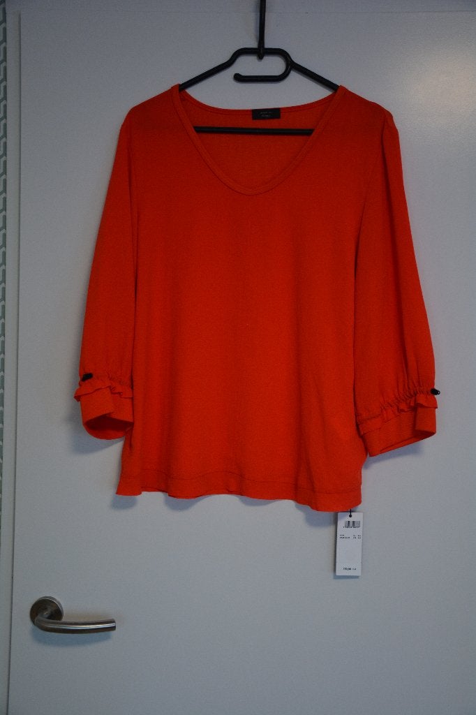 Nieuwe blouse MARCCAIN, MARC CAIN., Kleding | Dames, Ophalen of Verzenden, Nieuw, Maat 42/44 (L), Rood