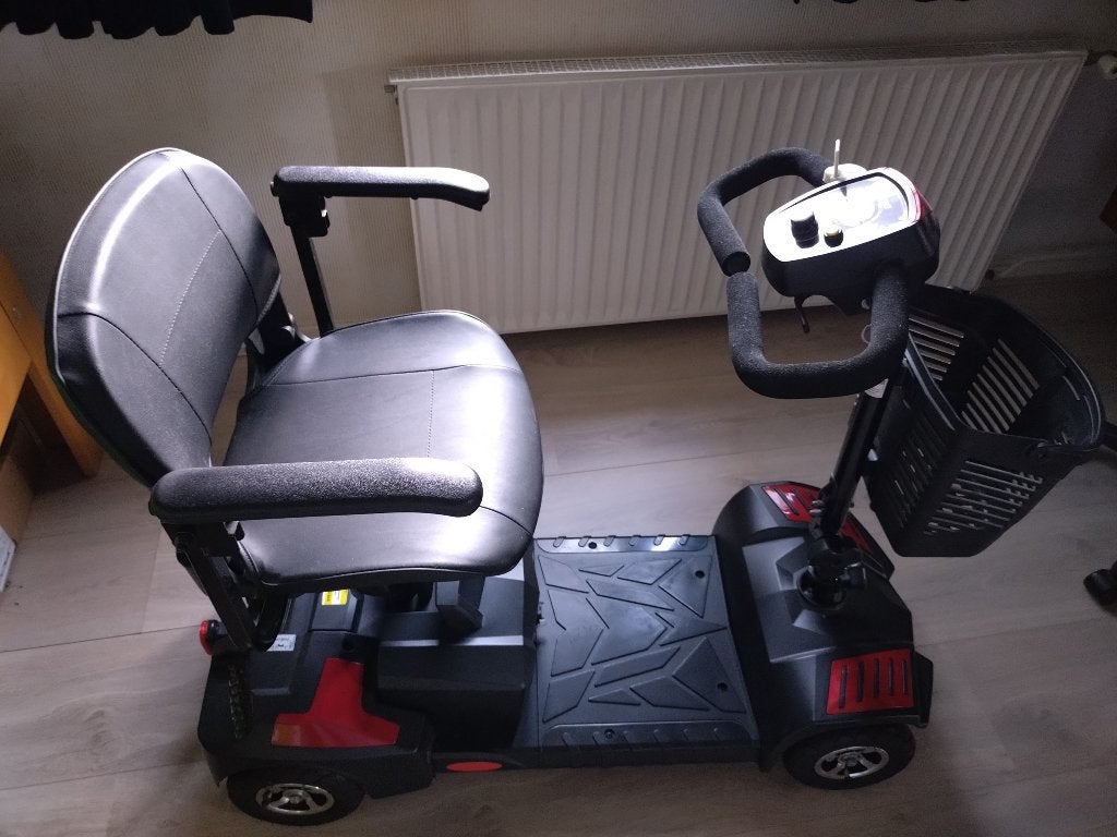 Opvouwbare scootmobiel, Ophalen, 10 km/u of minder, Drive, Zo goed als nieuw